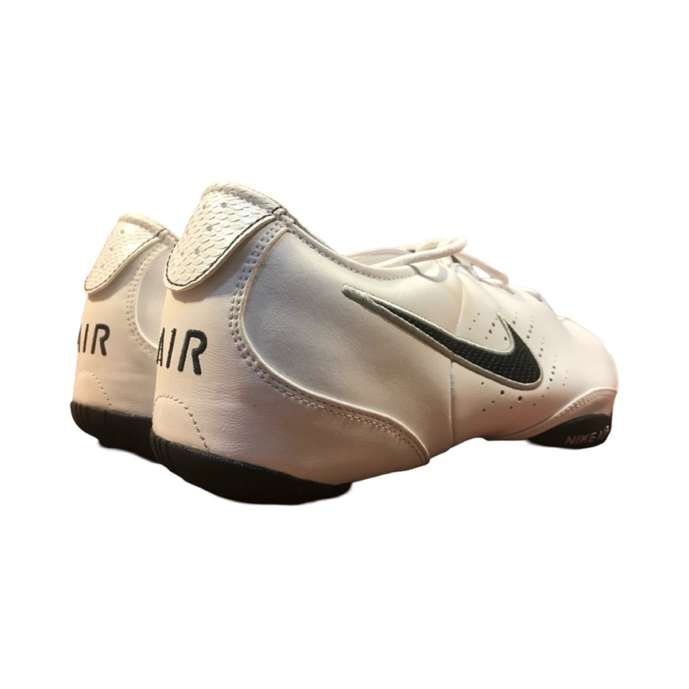 Nike - Picture 4 of 7